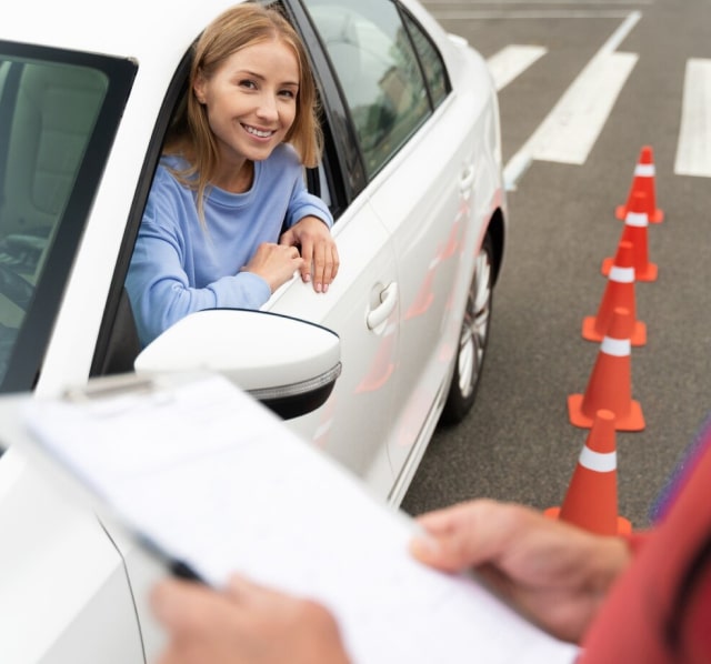 Fleeto's Tailored Solutions for Driving Schools